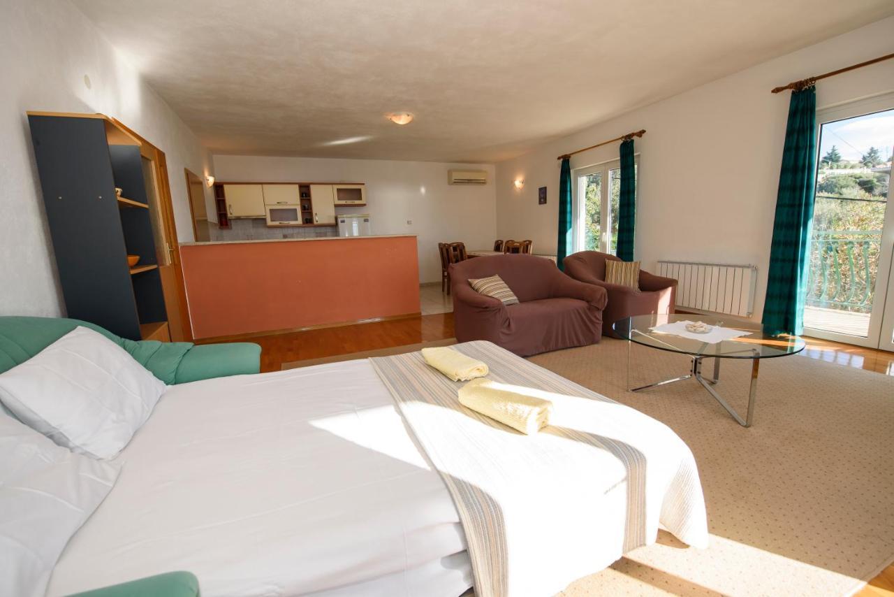Apartman Mijo - Suhi Potok Jesenice  Luaran gambar