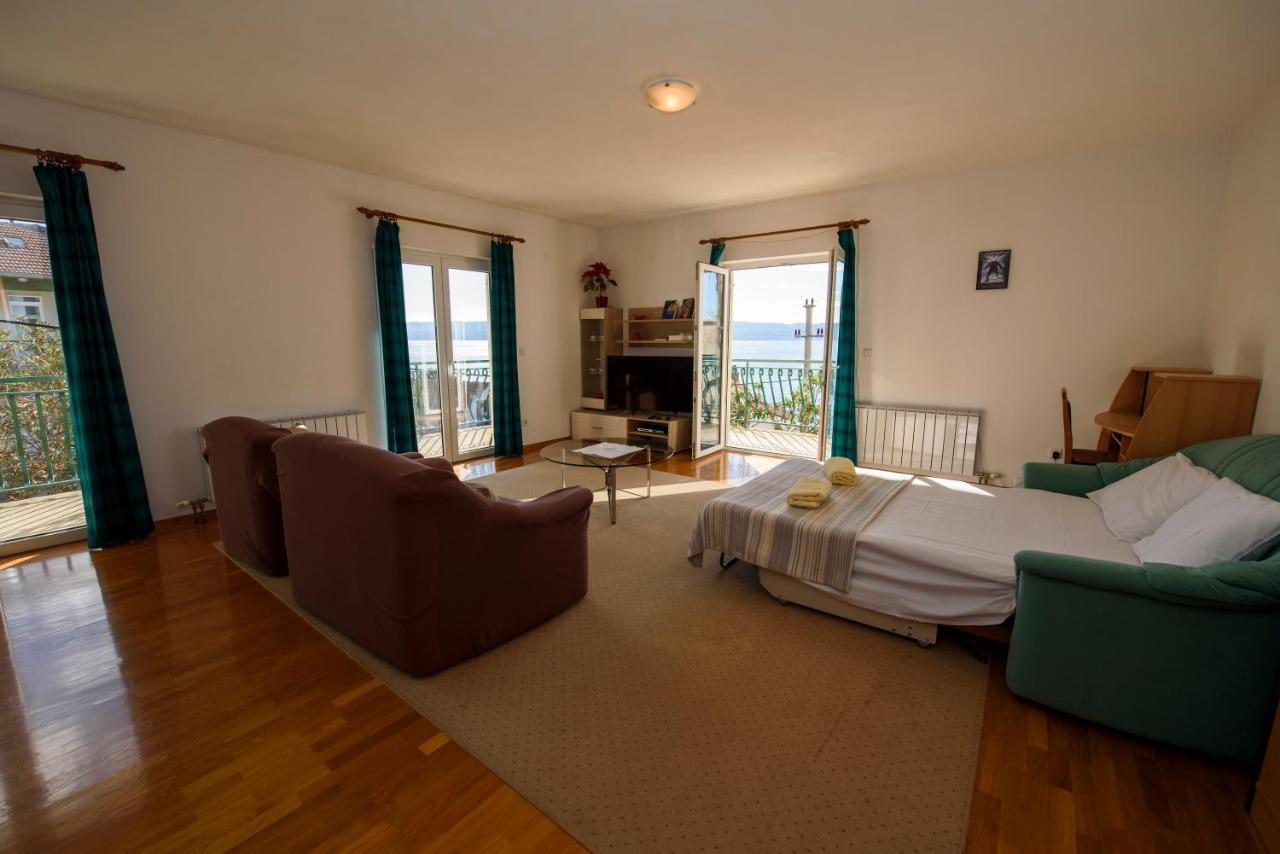 Apartman Mijo - Suhi Potok Jesenice  Luaran gambar
