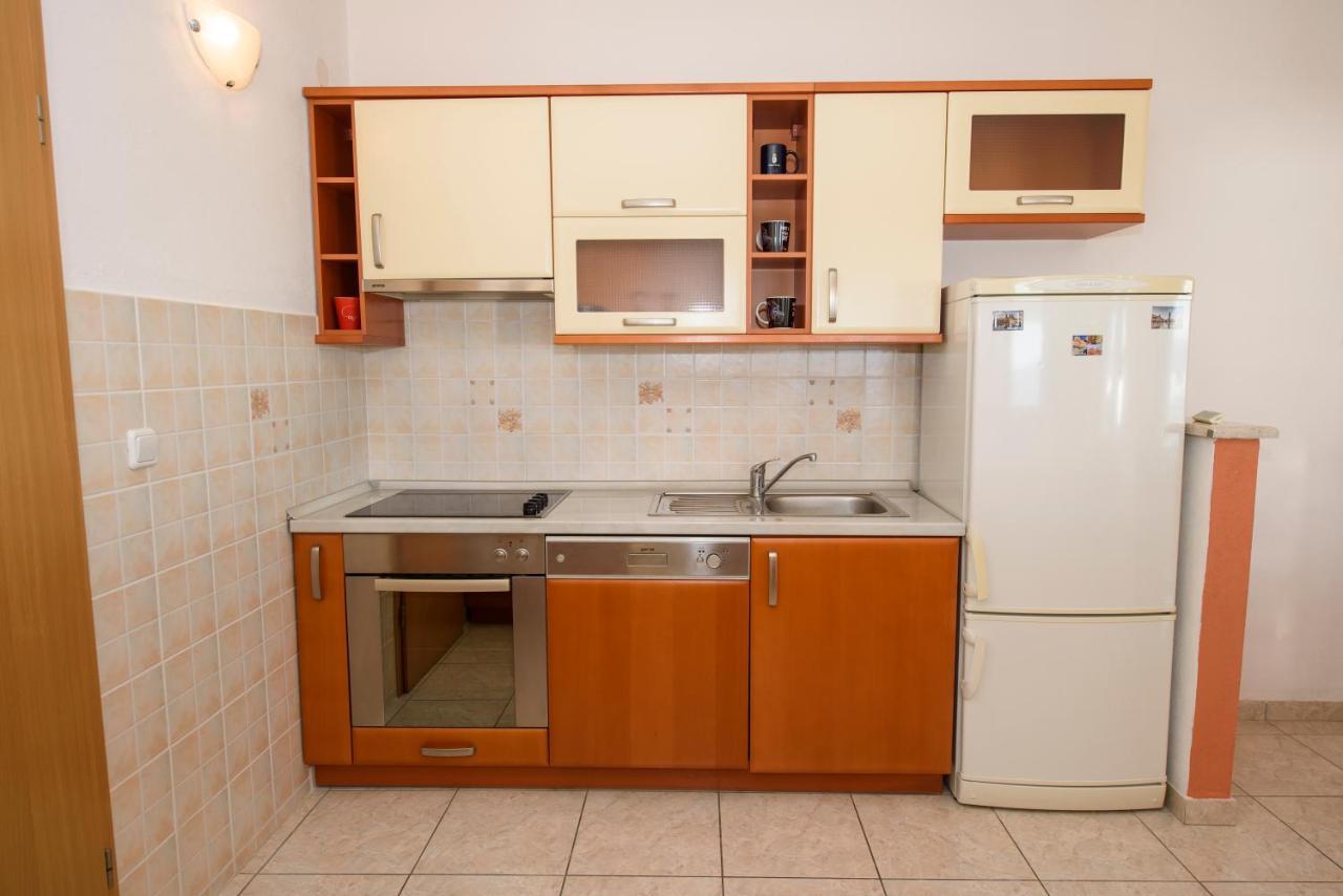 Apartman Mijo - Suhi Potok Jesenice  Luaran gambar