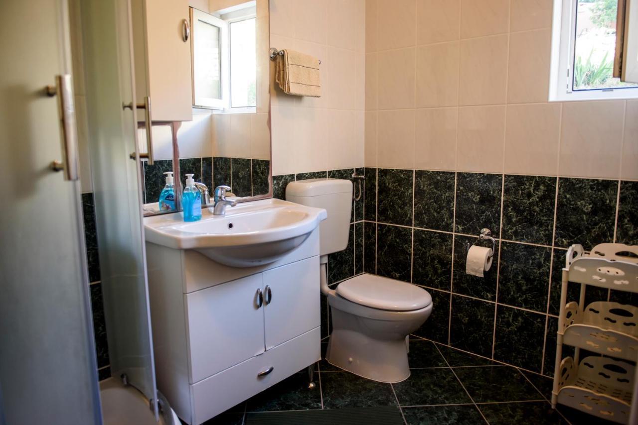 Apartman Mijo - Suhi Potok Jesenice  Luaran gambar