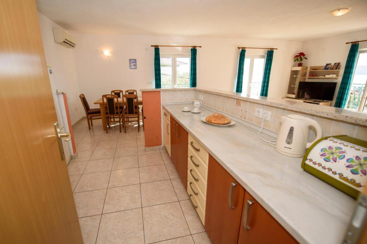 Apartman Mijo - Suhi Potok Jesenice  Luaran gambar