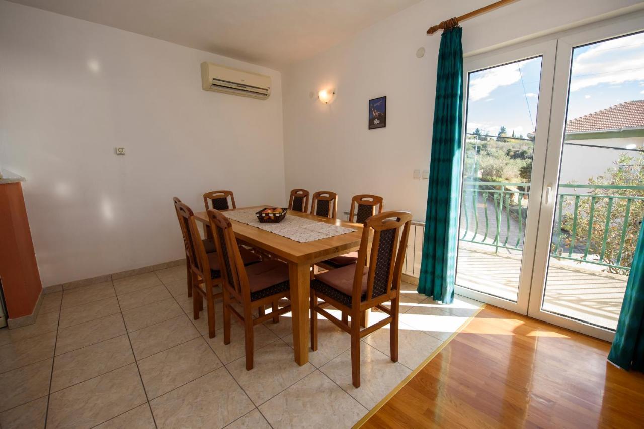 Apartman Mijo - Suhi Potok Jesenice  Luaran gambar