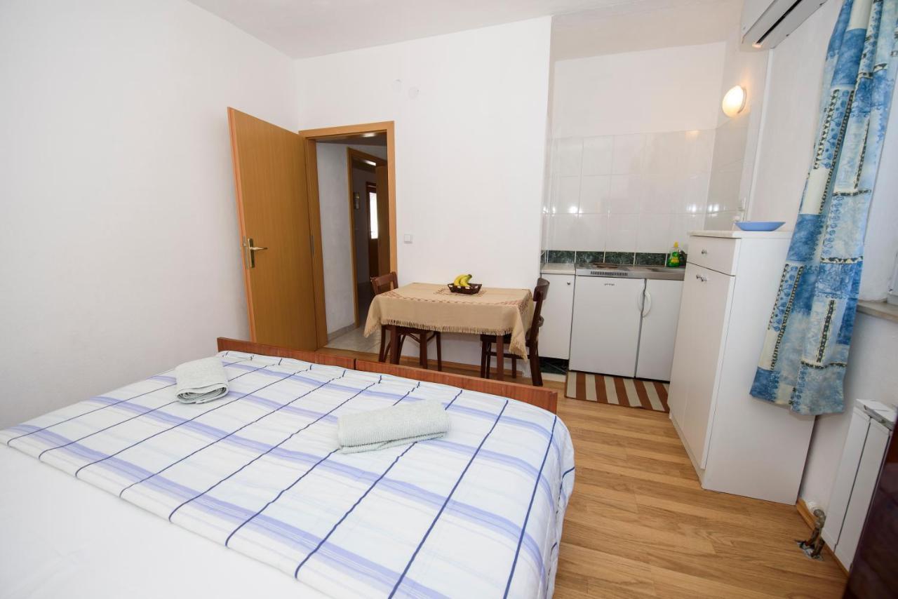Apartman Mijo - Suhi Potok Jesenice  Luaran gambar